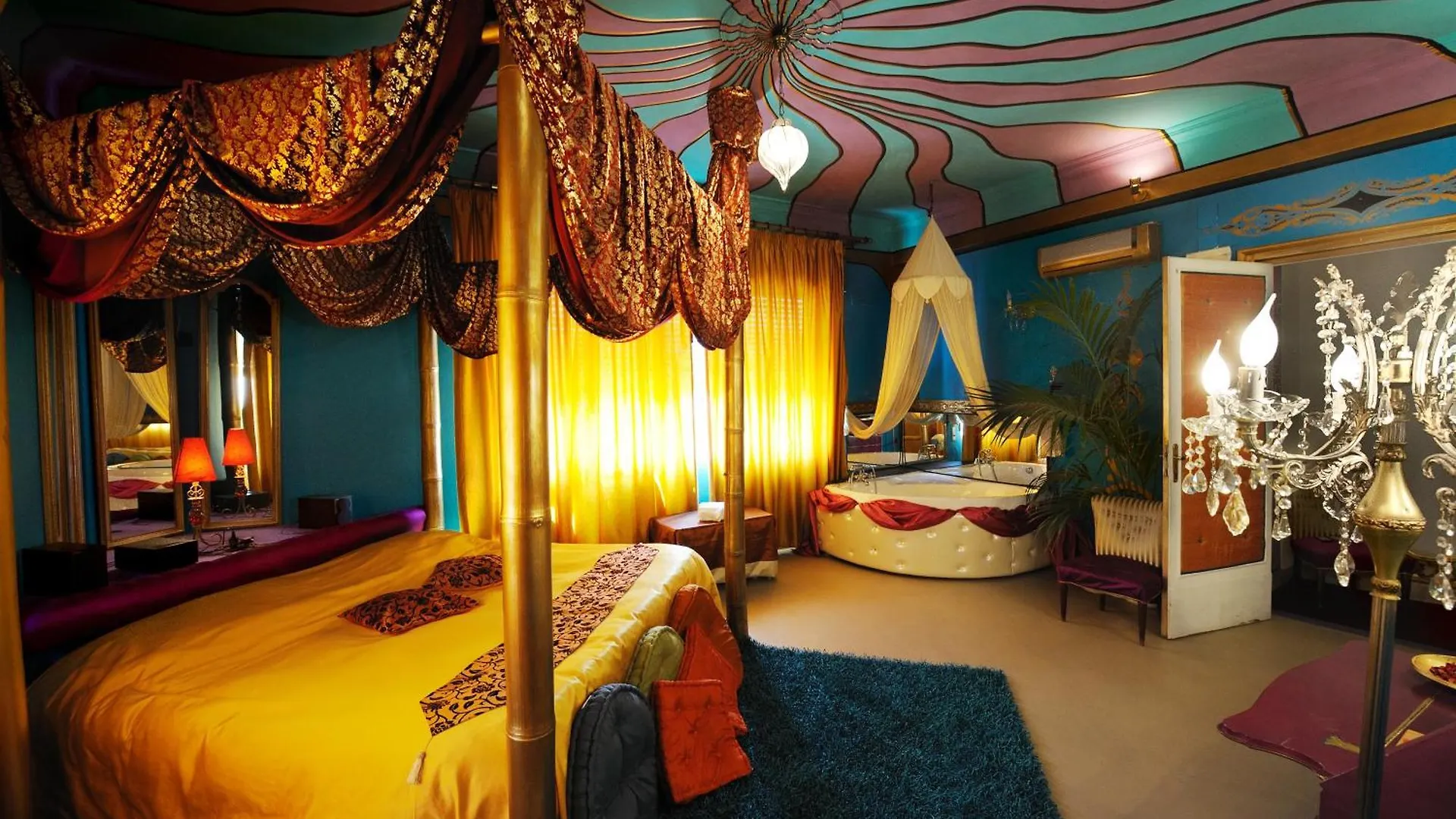 Kontakt z Sultan Suites